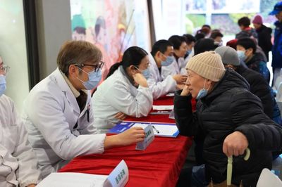 健康集市開(kāi)到居民家門(mén)口